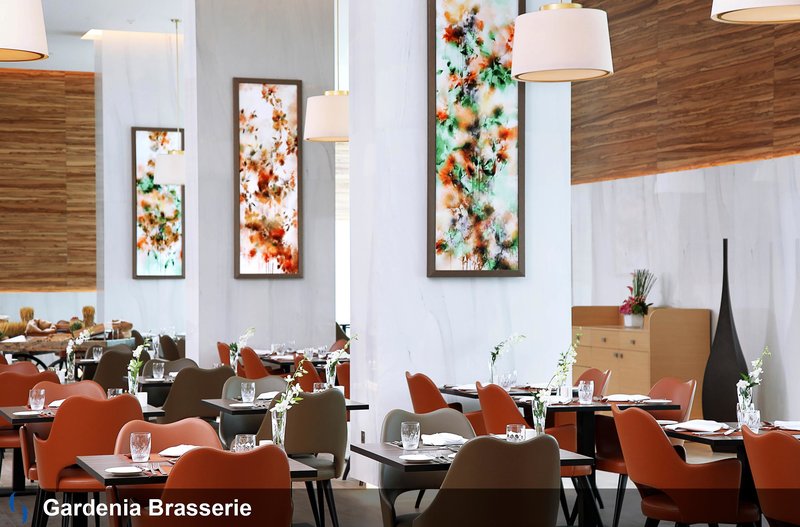Grand Cosmopolitan Hotel 17