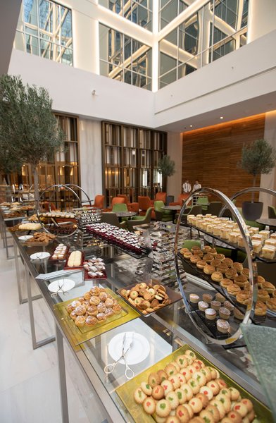 Grand Cosmopolitan Hotel 36