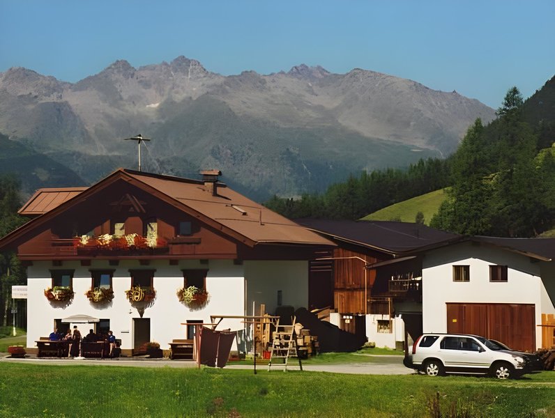 Landhaus Schöpf und Haus Alpina 4