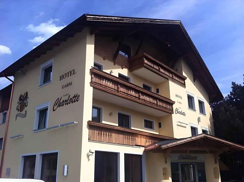 Hotel Charlotte 1