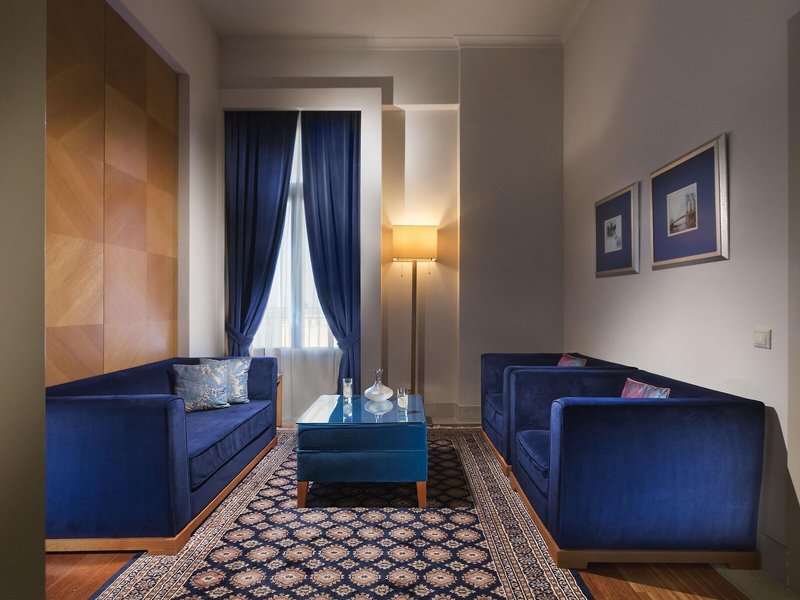 GDM Megaron Luxury 33