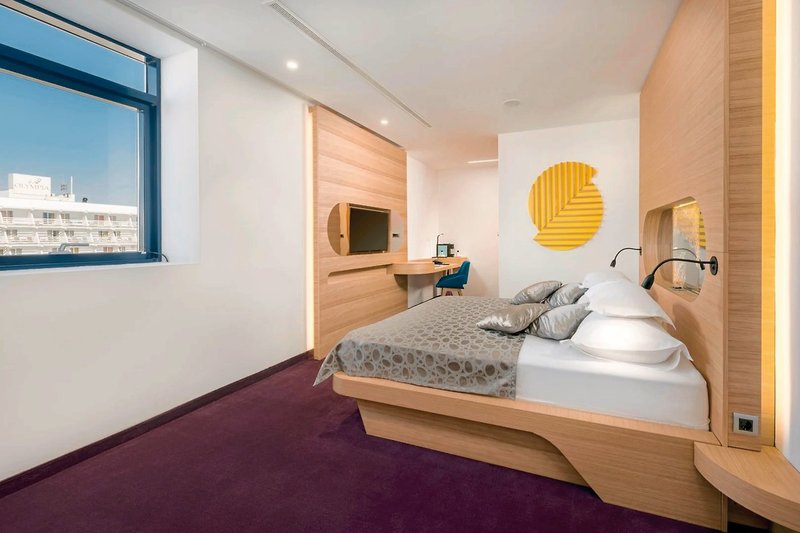 Hotel Olympia Sky 10