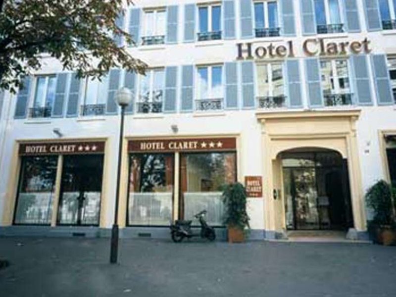 Claret 2 - Exterior