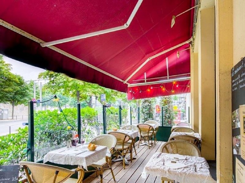 Claret 15 - Restaurant