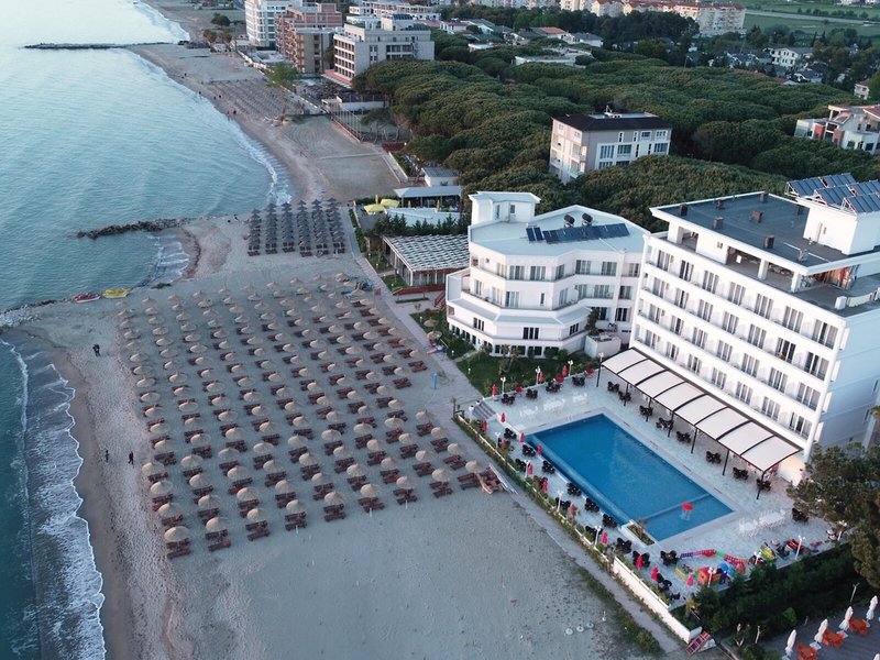 Hotel Elesio 6 - Beach
