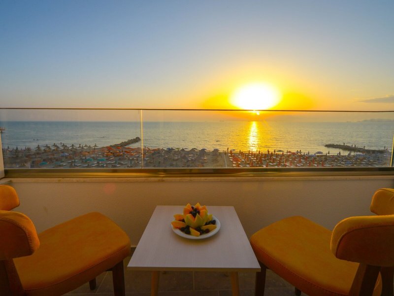 Hotel Elesio 28 - Room Example