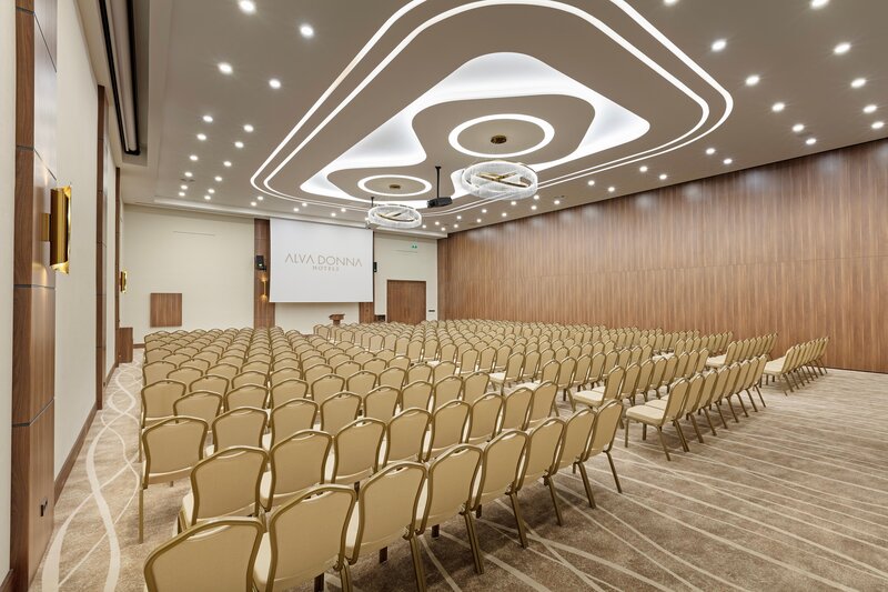 Dobedan World Palace Kemer 130