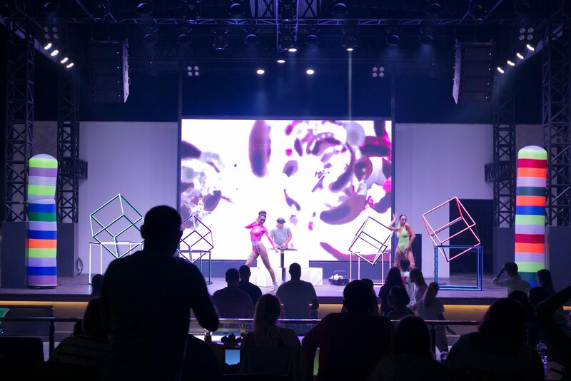 Hotel Sailor's Beach Club 59