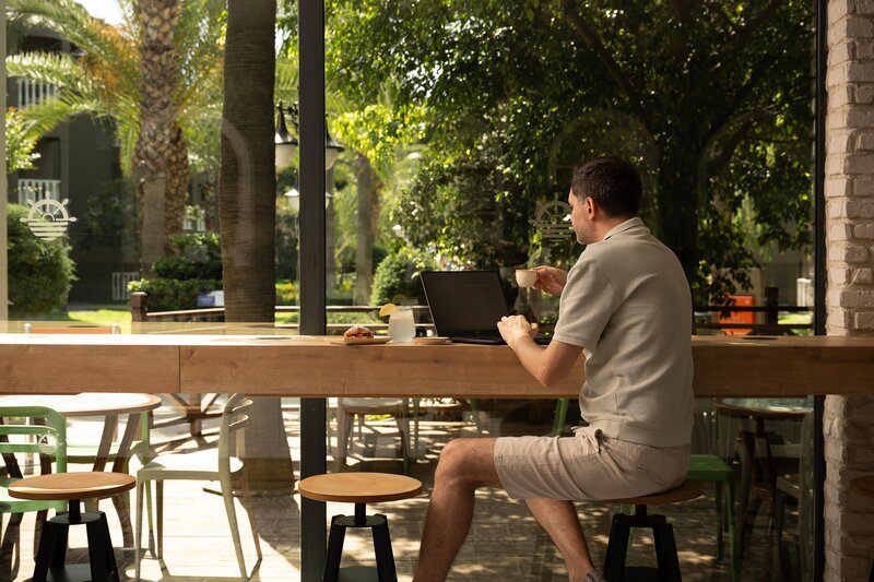 Hotel Sailor's Beach Club 105