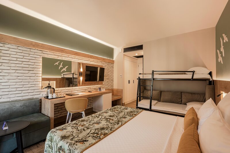 Hotel Sailor's Beach Club 39