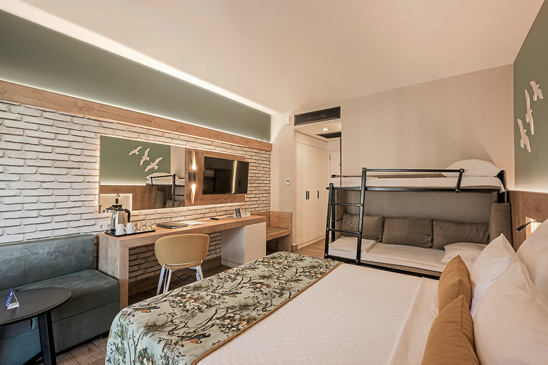 Hotel Sailor's Beach Club 8