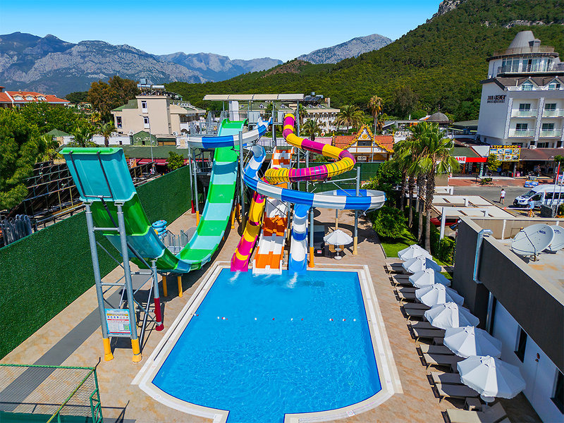 Sailor´s Beach Club 4