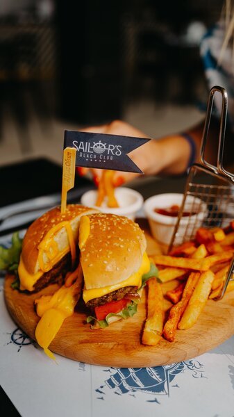 Hotel Sailor's Beach Club 128