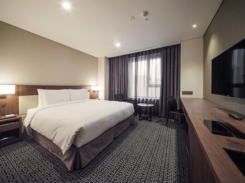 voco Seoul Myeongdong 36