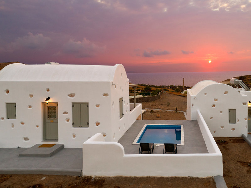 Desiterra Luxury Suites & Villas 1