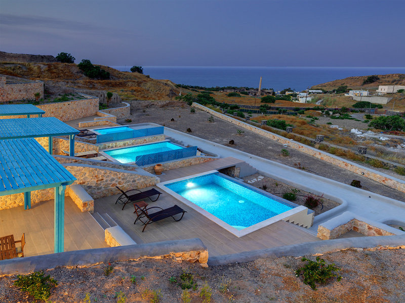 Desiterra Luxury Suites & Villas 3