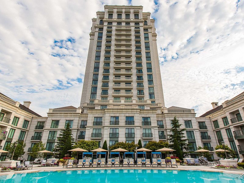 Grand America 3