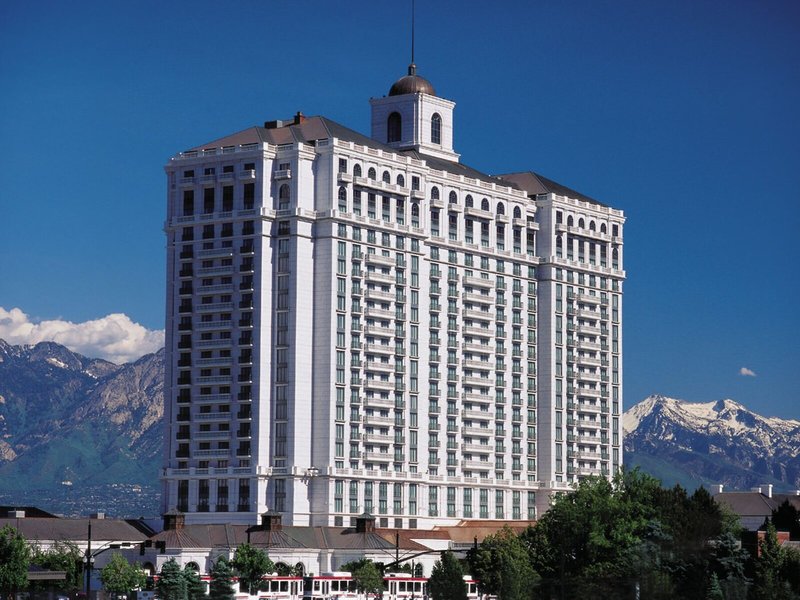 Grand America 5
