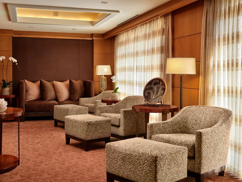 Grand America 16