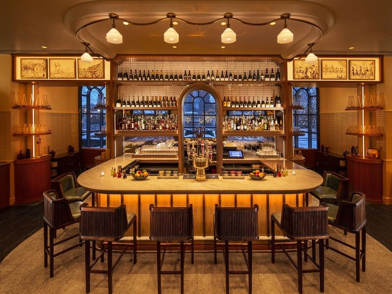 Grand America 19