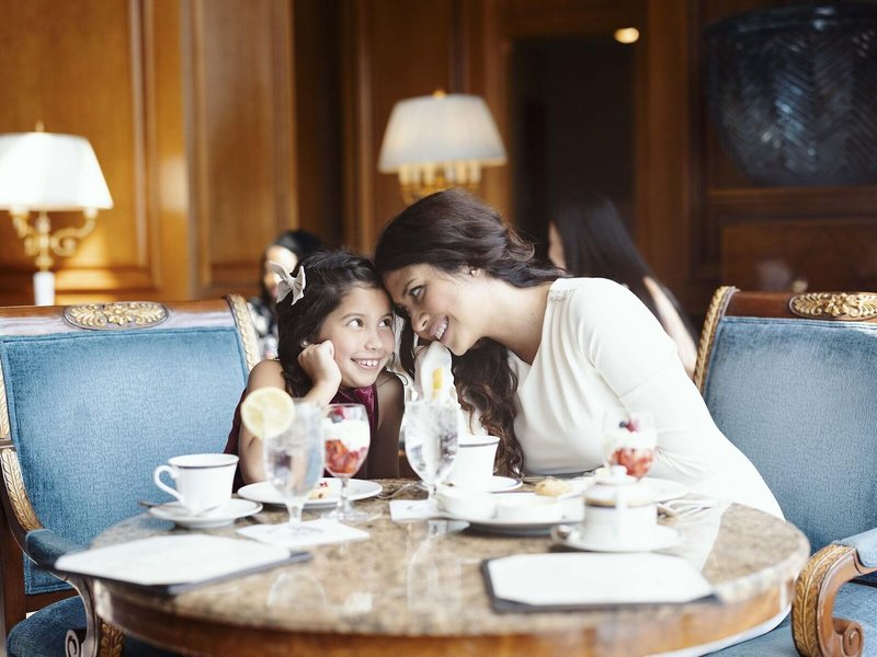 Grand America 24