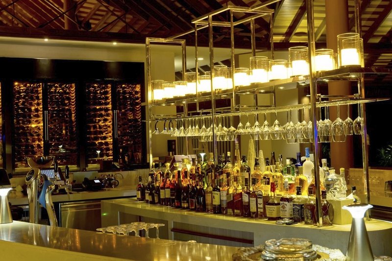 Hideaway Beach Resort & Spa 7