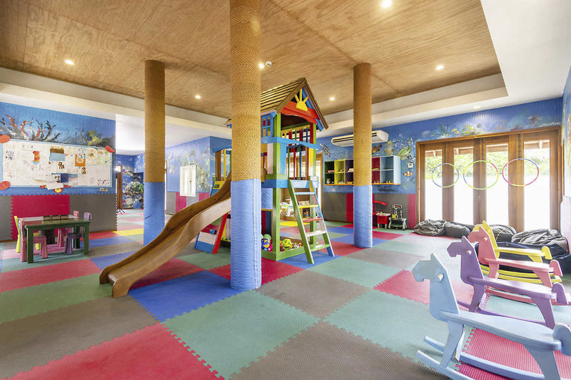 Hideaway Beach Resort & Spa 9