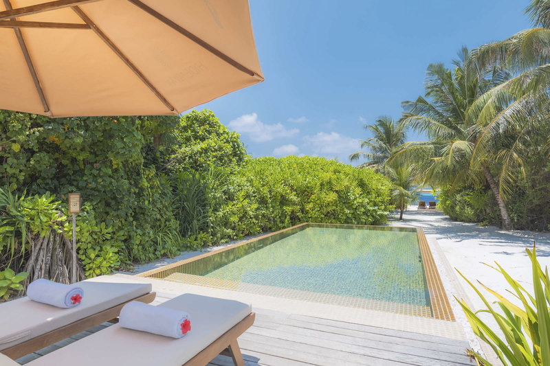 Hideaway Beach Resort & Spa 17