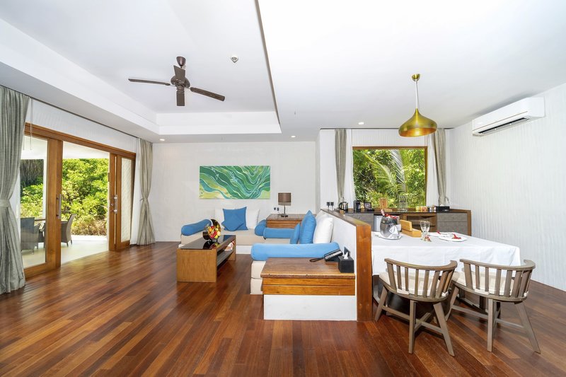 Hideaway Beach Resort & Spa 19