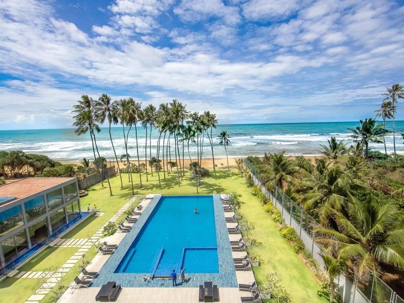 Club Waskaduwa Beach Resort & Spa  8