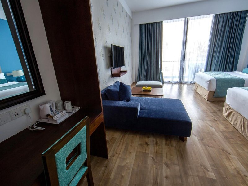 Club Waskaduwa Beach Resort & Spa  35