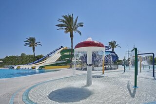 Blue Bay Resort 8