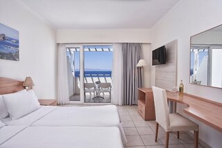 Blue Bay Resort 10