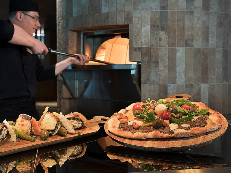 DoubleTree by Hilton Dubai - Business Bay 18