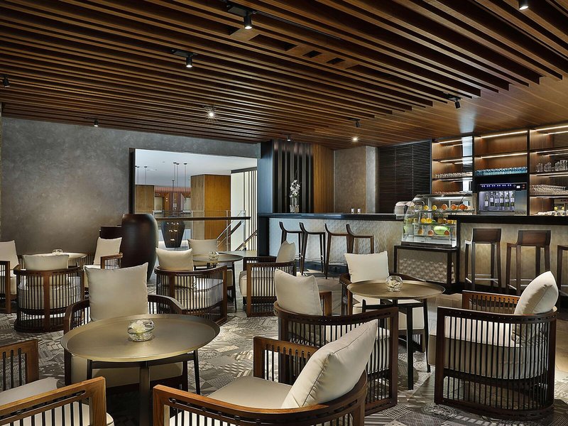 DoubleTree by Hilton Dubai - Business Bay 20