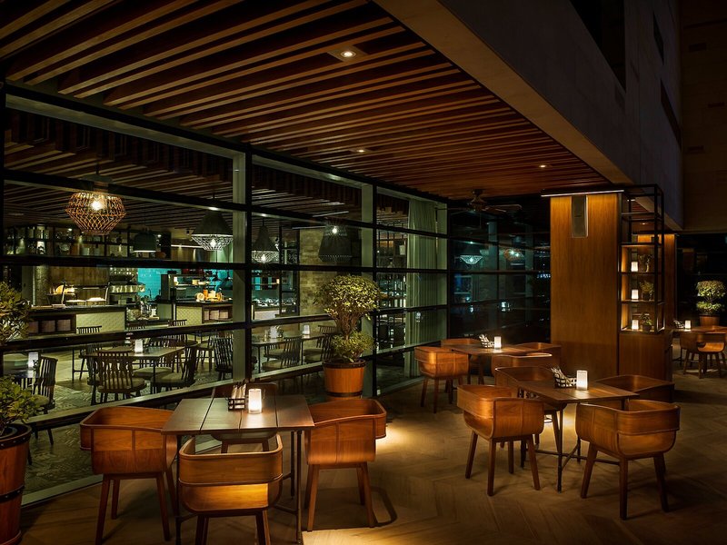 DoubleTree by Hilton Dubai - Business Bay 25