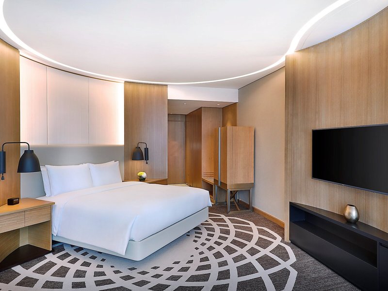 DoubleTree by Hilton Dubai - Business Bay 37