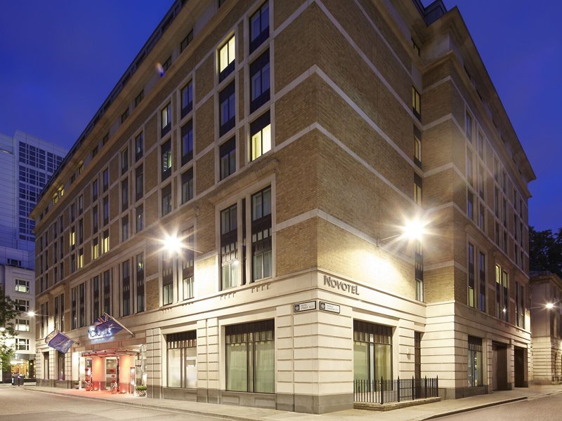 Novotel London Tower Bridge 1