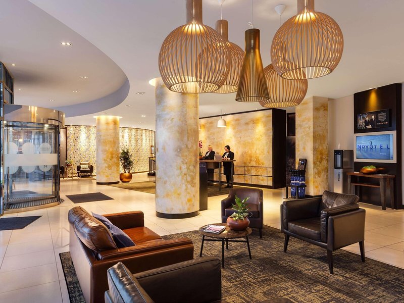 Novotel London Tower Bridge 7