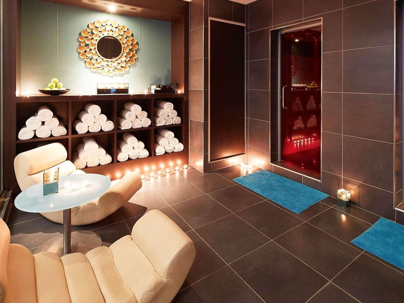 Novotel London Tower Bridge 10