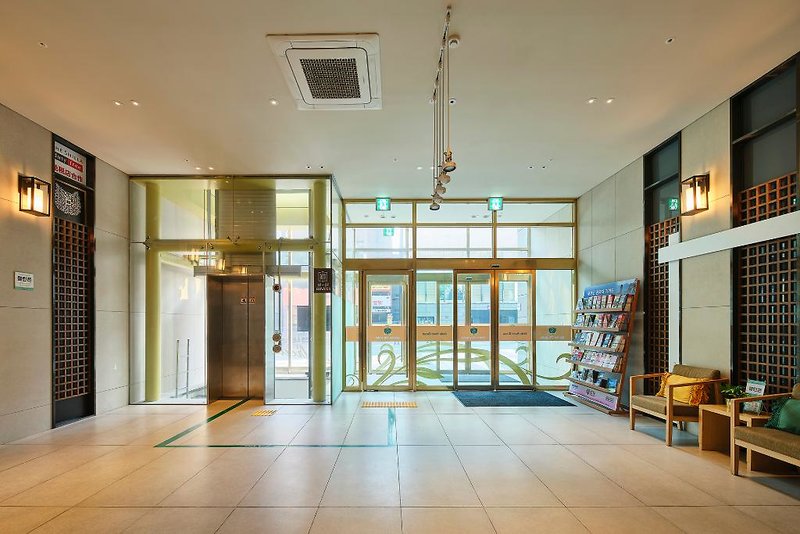 Jeju Central City Hotel 2 - Lounge / Lobby
