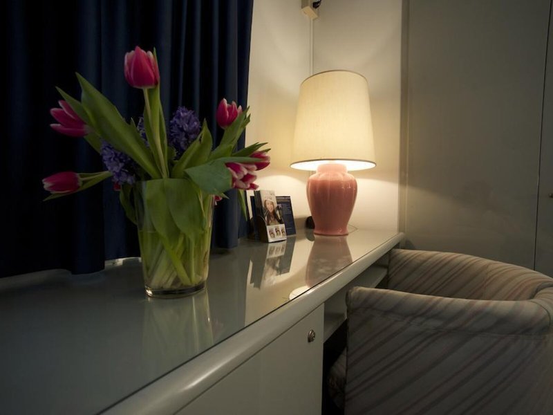 Club Hotel 10