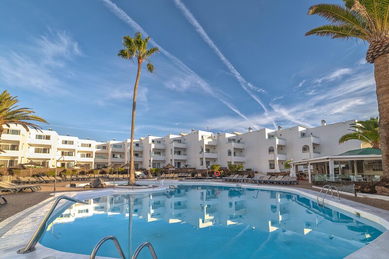 Hotel Siroco by Seasense Hotels 24