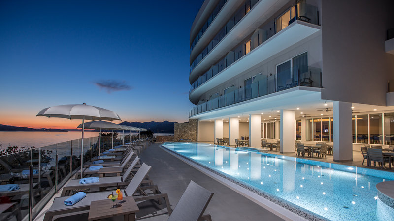 Royal Blue Hotel 7