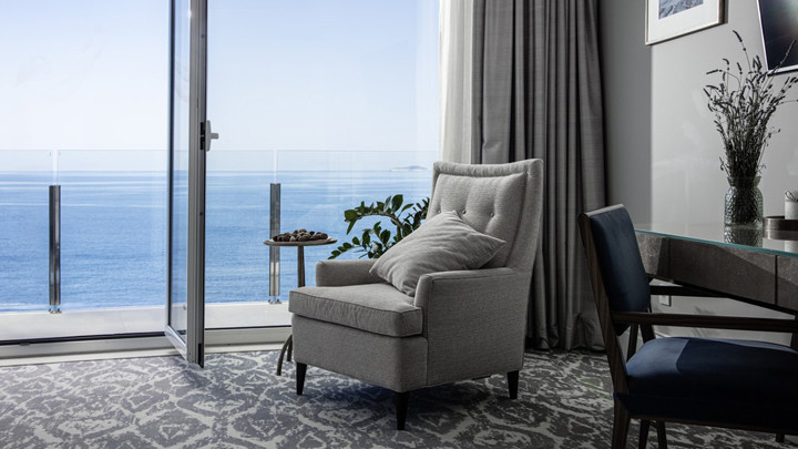 Royal Blue Hotel 6