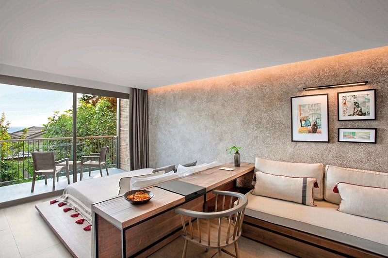 Club Marvy by Paloma 4