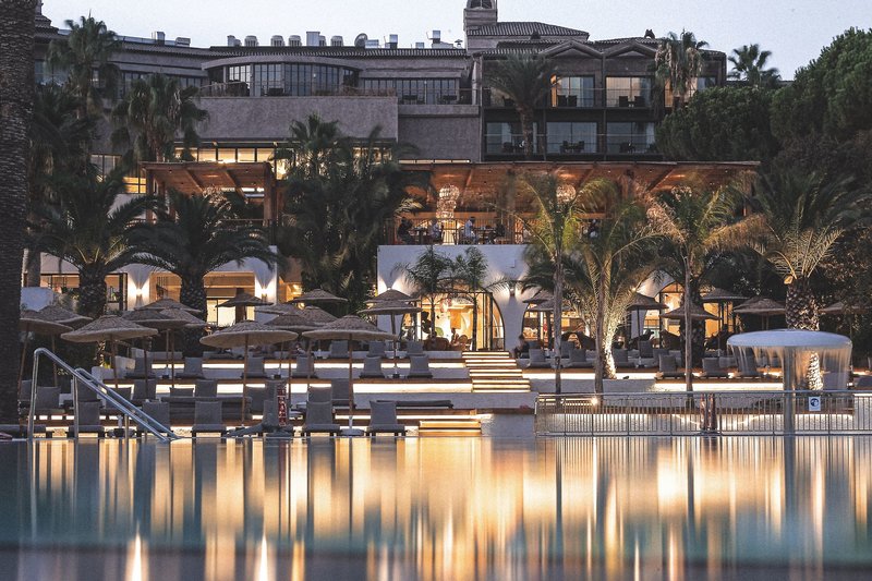 Club Marvy by Paloma 1