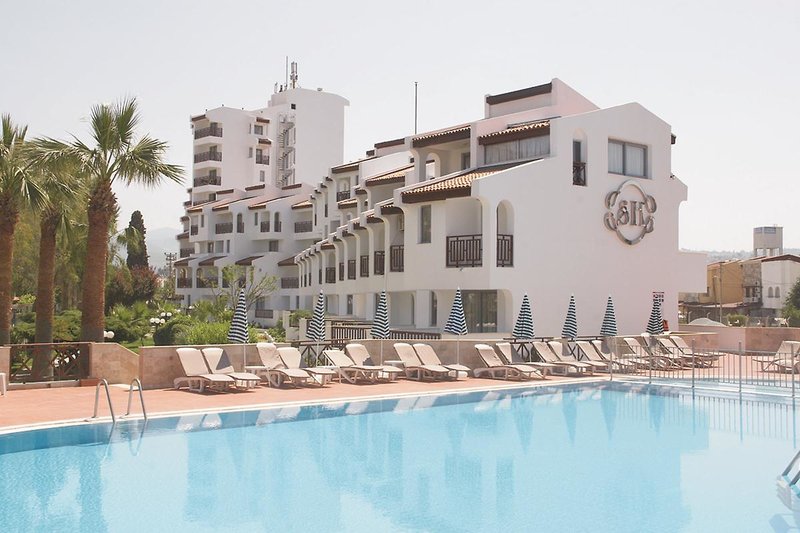 Sentinus Beach Hotel 1