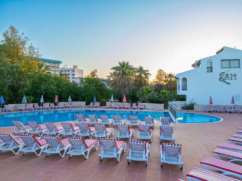 Sentinus Beach Hotel 3