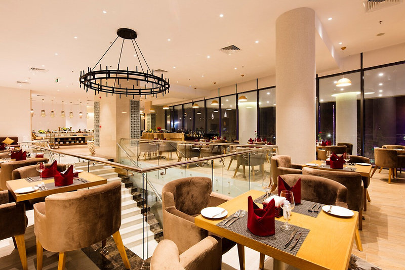 Starcity Hotel & Condotel Beachfront Nha Trang 6